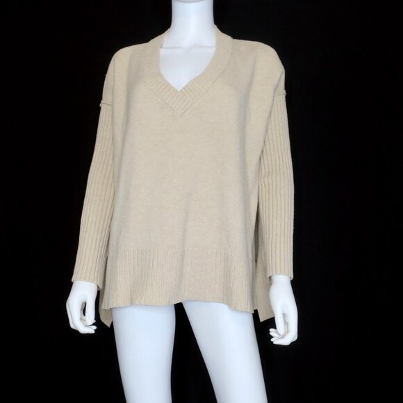 Free People Orion A Line V Neck Tunic Sweater Almond Women's XS Oversized Boho - Picture 3 of 10